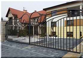 GALÉRIA KOVANÝCH BRÁN
