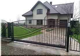GALÉRIA KOVANÝCH BRÁN